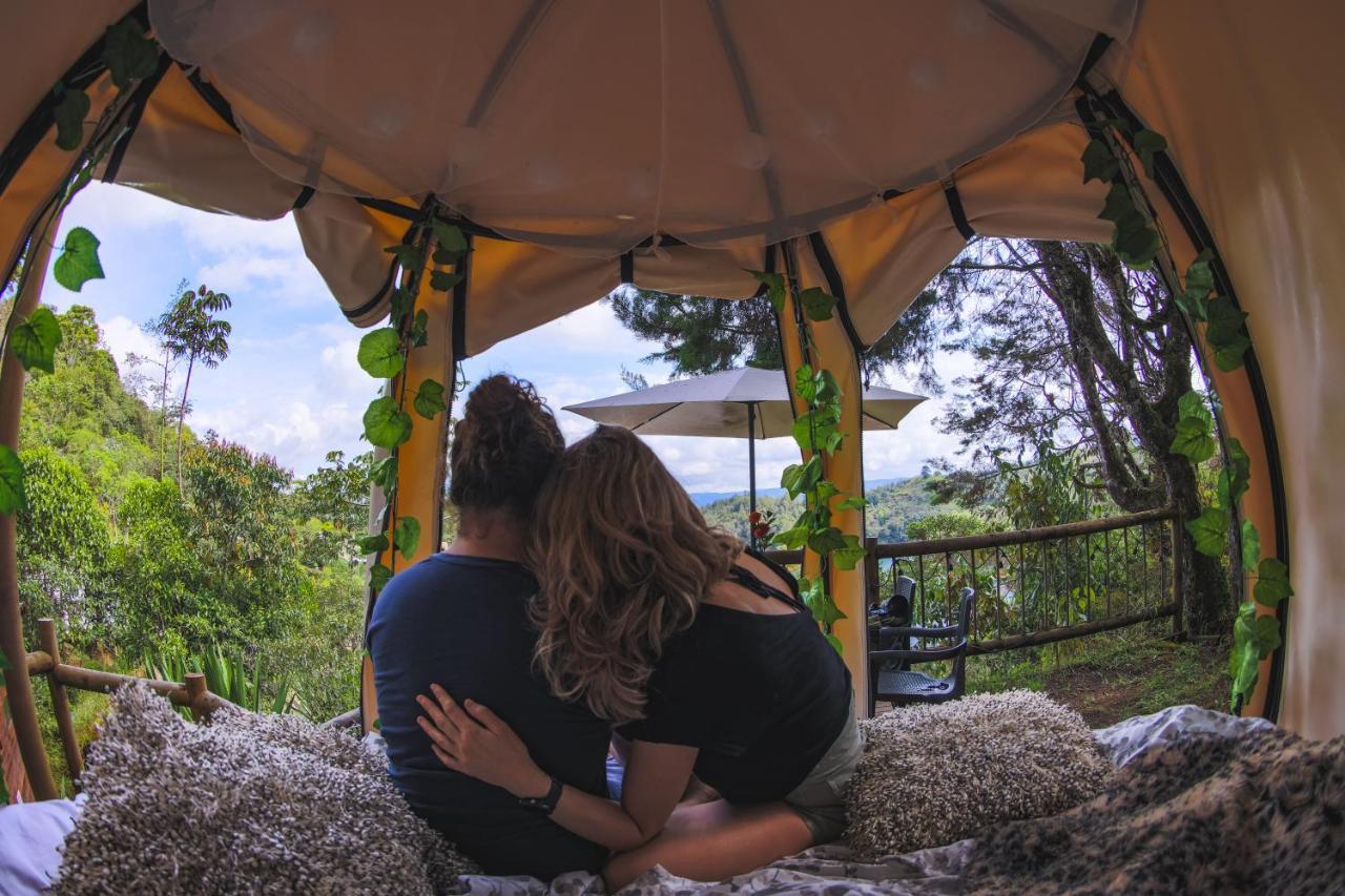 Levit Glamping - Hotel Guatape Penol (Adults Only) المظهر الخارجي الصورة