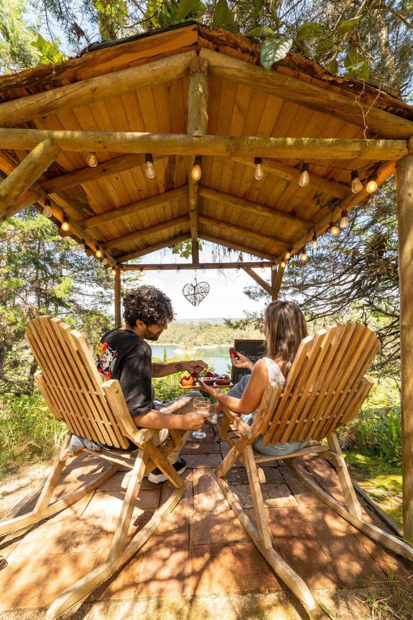 Levit Glamping - Hotel Guatape Penol (Adults Only) المظهر الخارجي الصورة