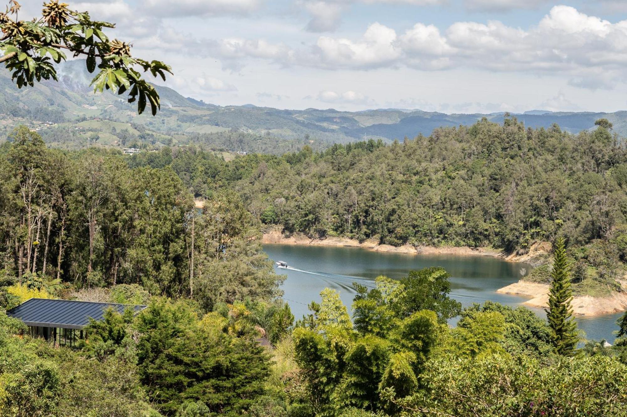 Levit Glamping - Hotel Guatape Penol (Adults Only) المظهر الخارجي الصورة